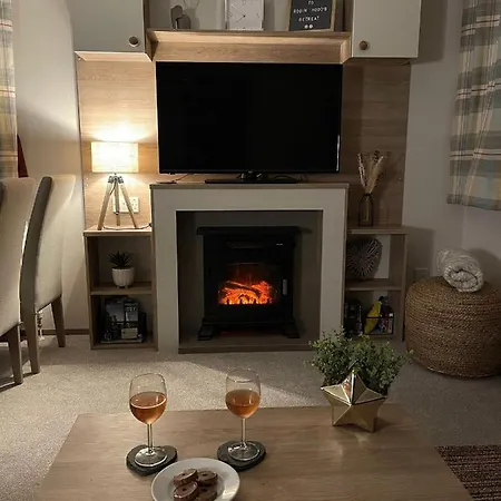 公寓 Robin Hood's Retreat *