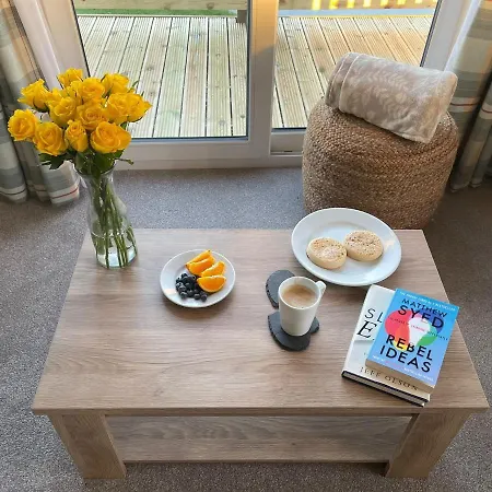 Robin Hood's Retreat 公寓 *