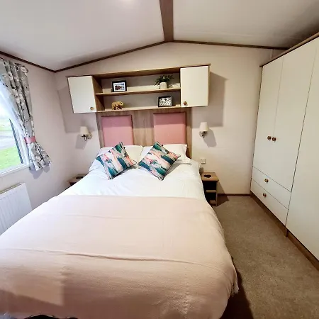 Robin Hood's Retreat *